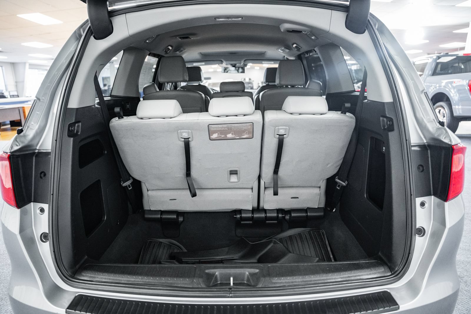 Used 2019 Honda Odyssey EX-L image 8