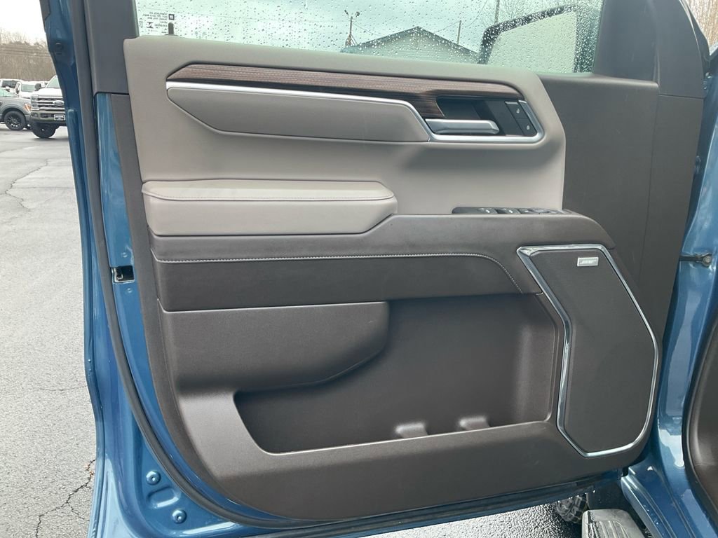 Used 2024 Chevrolet Silverado 1500 LT Trail Boss w/ LT Trail Boss Premium Package image 17