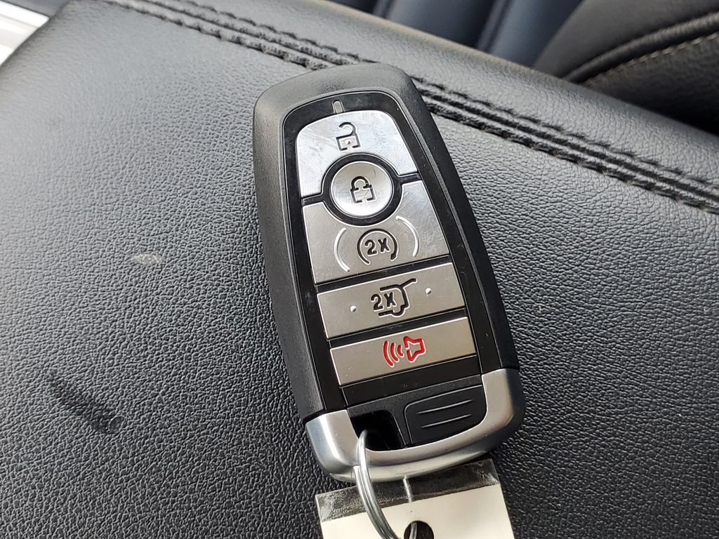 Certified 2024 Ford Edge SEL w/ Convenience Package AWD/4WD image 34