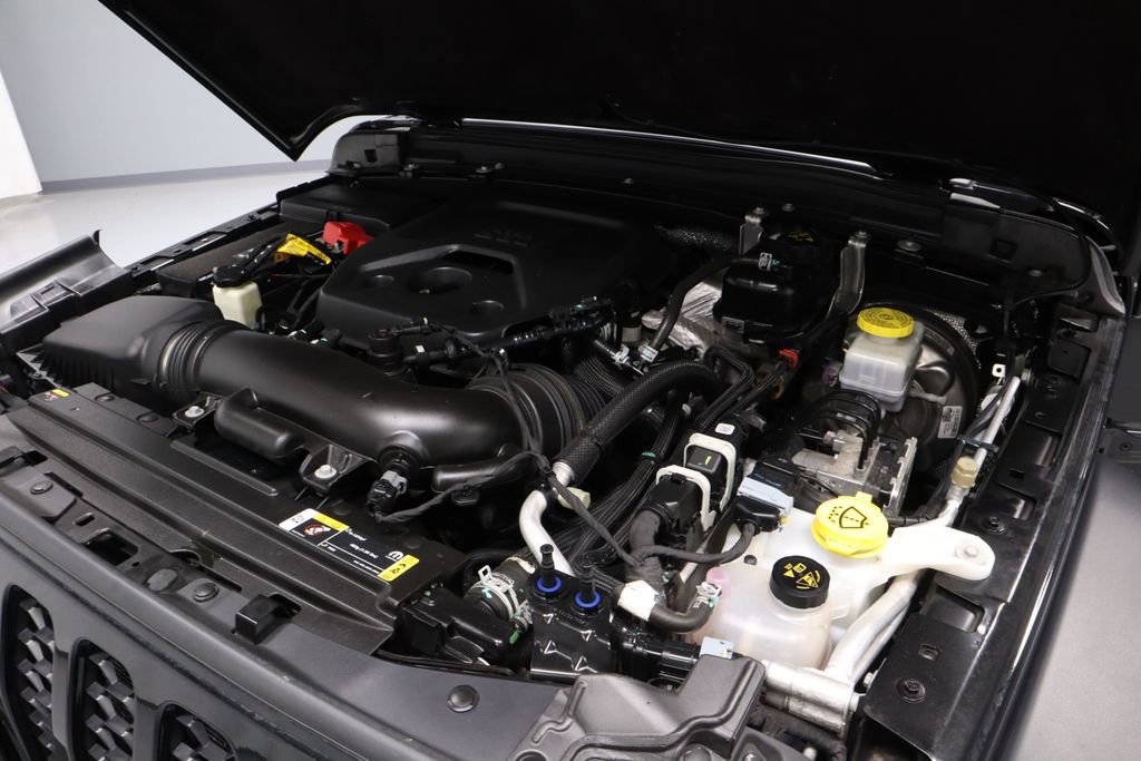 Used 2024 Jeep Wrangler Sport S image 13