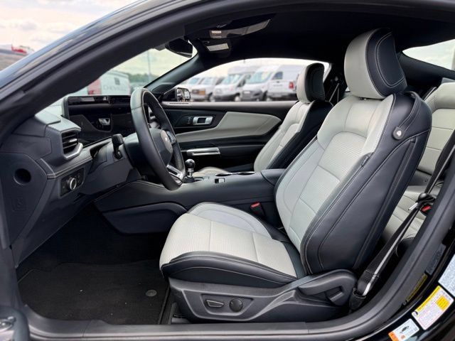 Certified 2025 Ford Mustang GT Premium RWD image 9