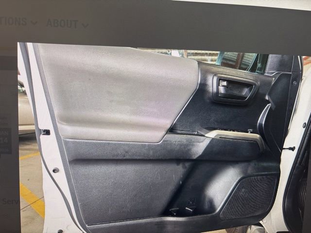 Used 2019 Toyota Tacoma SR5 image 11