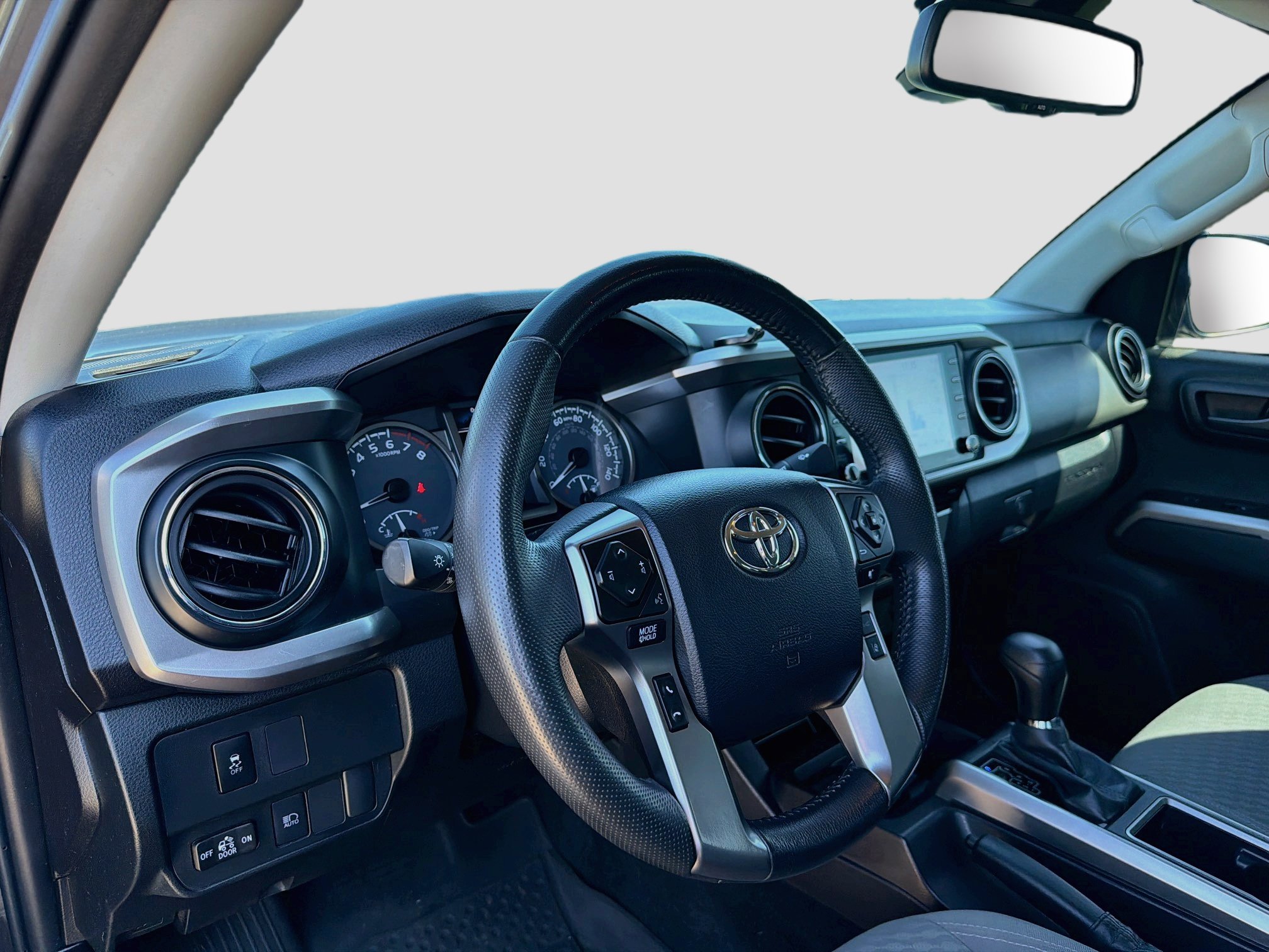 Used 2023 Toyota Tacoma SR5 w/ SX Package AWD/4WD image 9