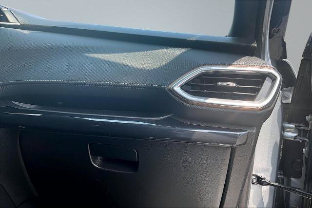 Used 2023 Chevrolet TrailBlazer ACTIV w/ Technology Package FWD image 17