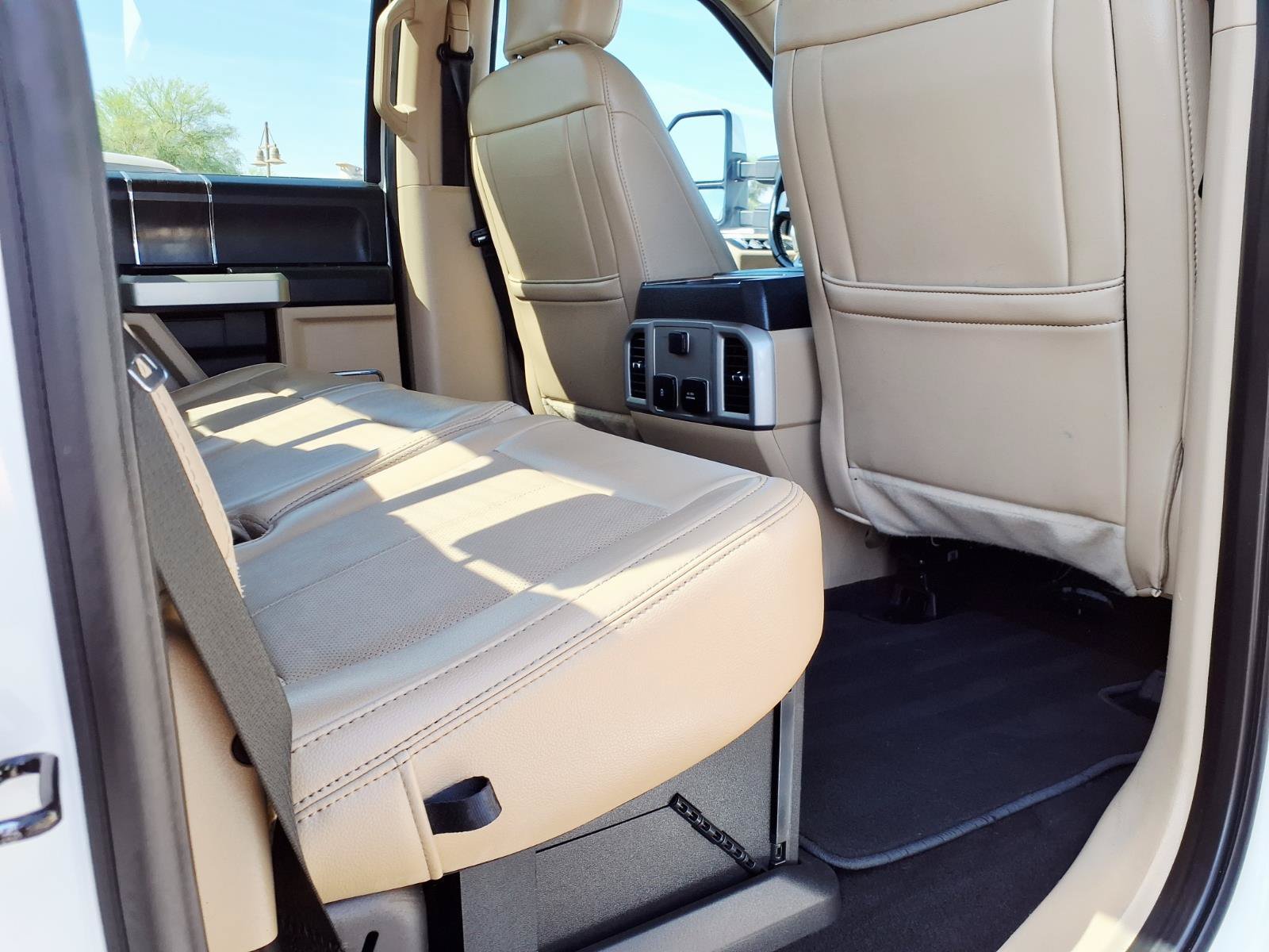 Certified 2021 Ford F250 Lariat w/ Lariat Value Package AWD/4WD image 13