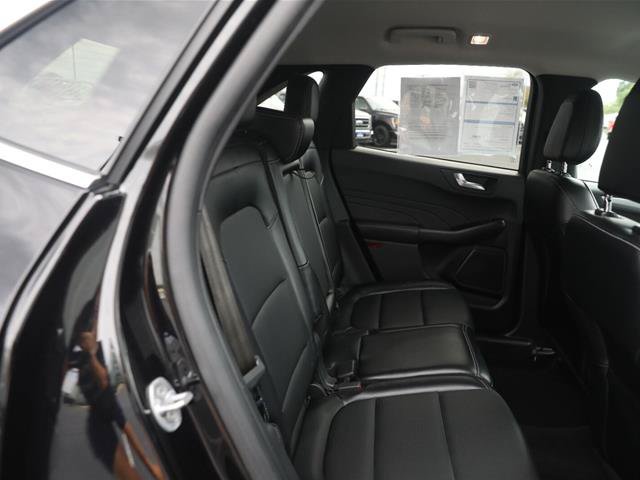 Certified 2024 Ford Escape Platinum AWD/4WD image 30