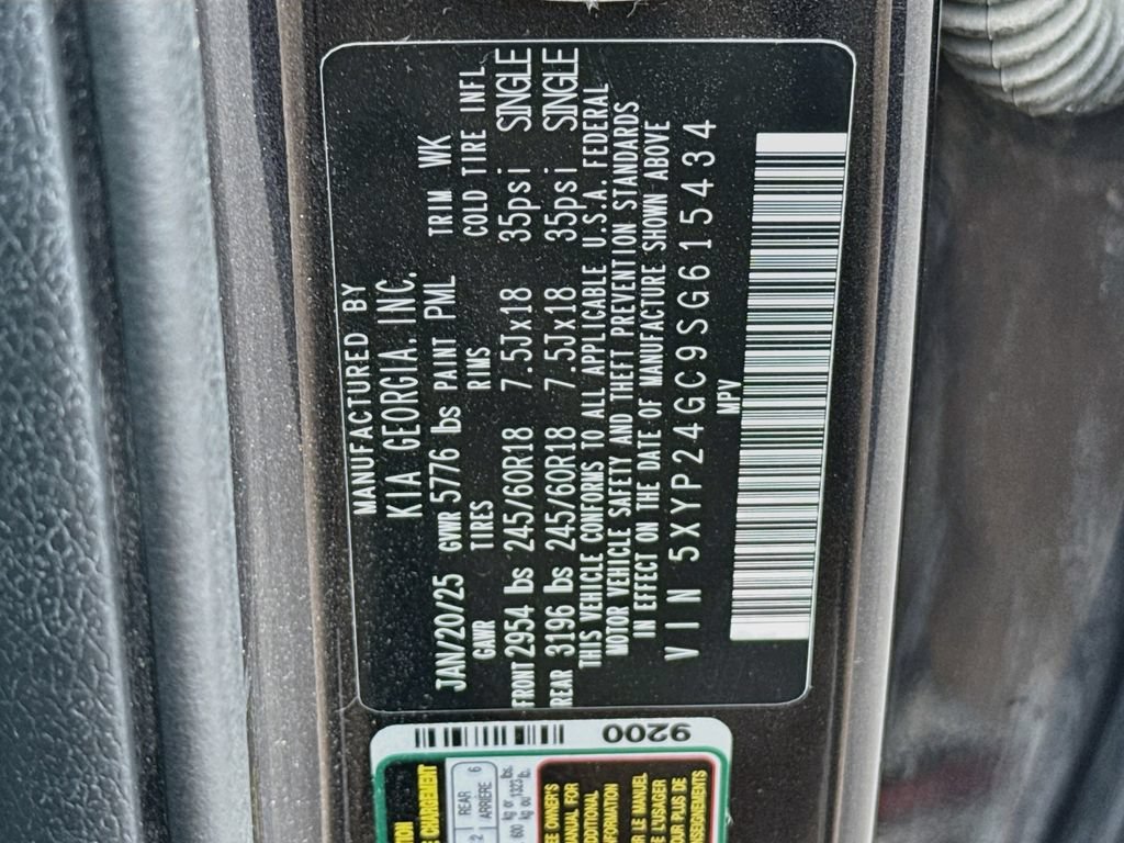 Used 2025 Kia Telluride LX FWD image 33