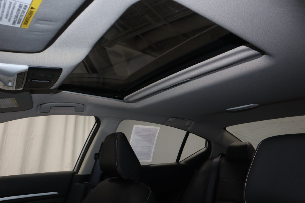 Used 2023 Nissan Altima 2.5 SR w/ SR Premium Package FWD image 21