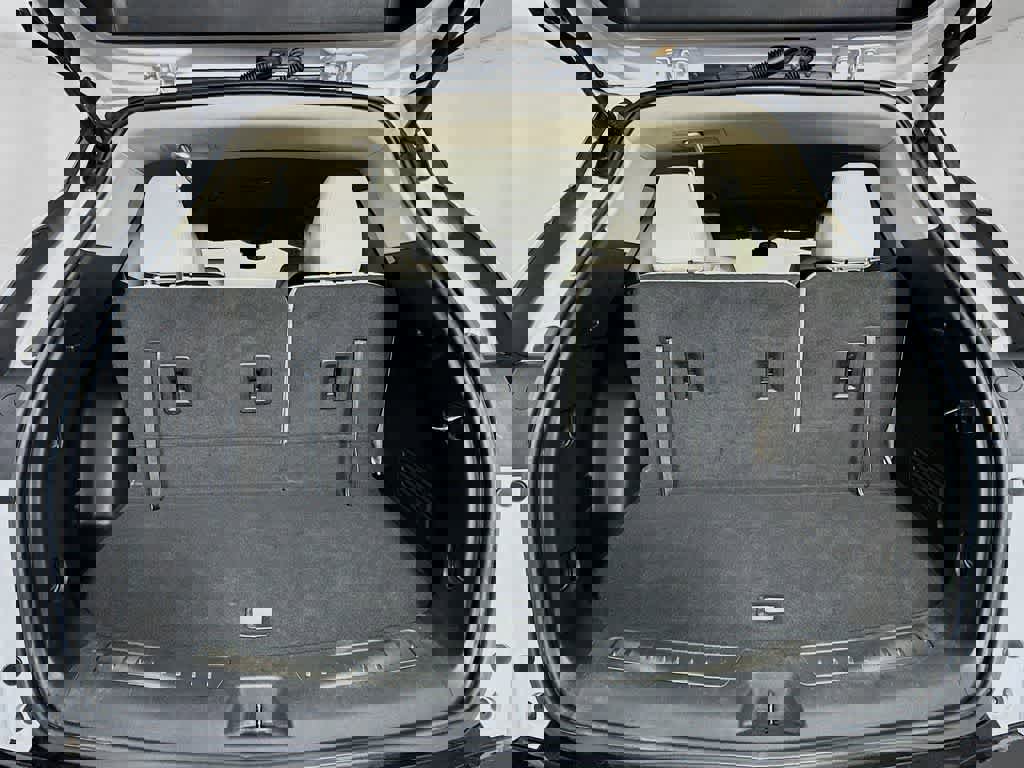 Used 2023 Buick Enclave Essence w/ Sport Touring Edition image 21