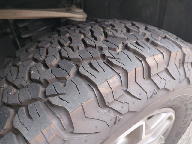Certified 2025 Ford Bronco Badlands AWD/4WD image 12