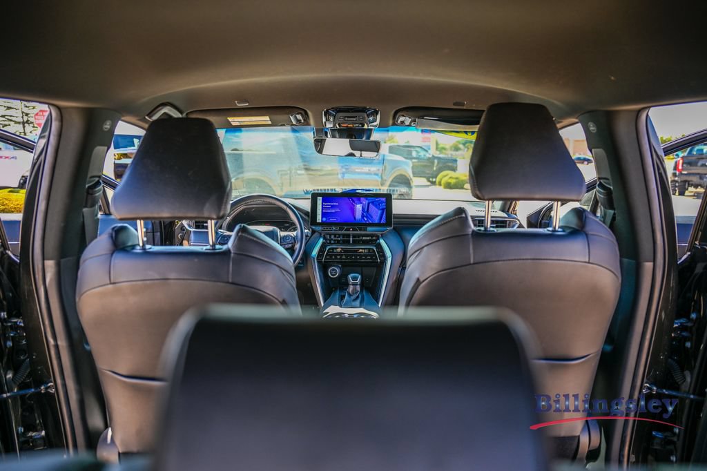 Used 2023 Toyota Venza Nightshade AWD/4WD image 16