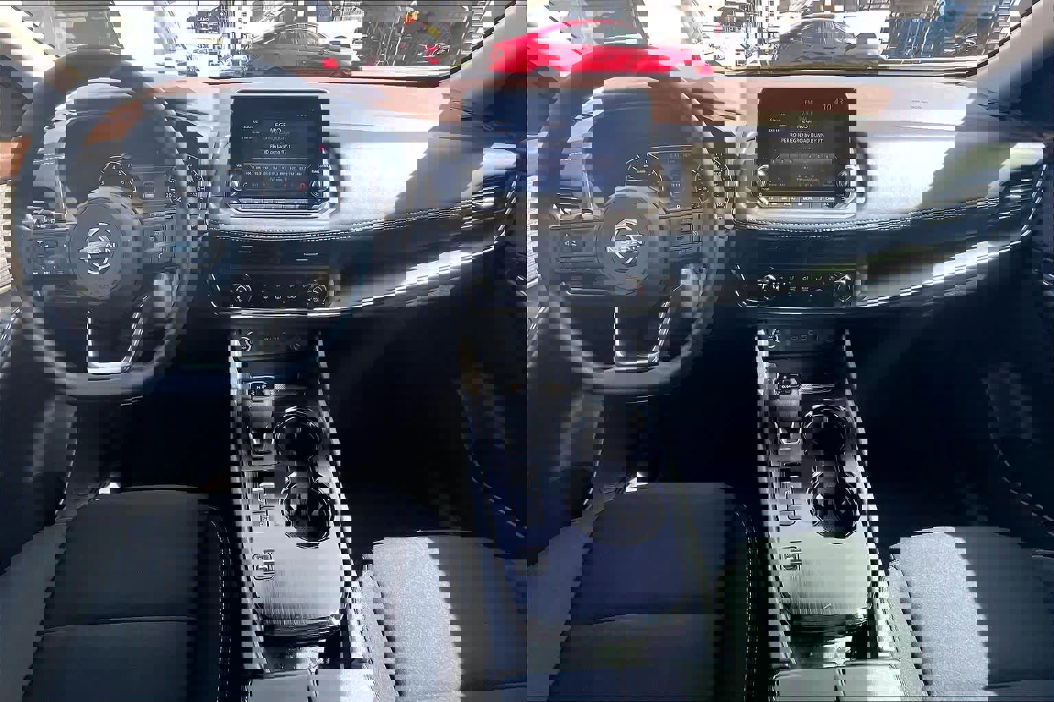 Used 2023 Nissan Rogue S image 18