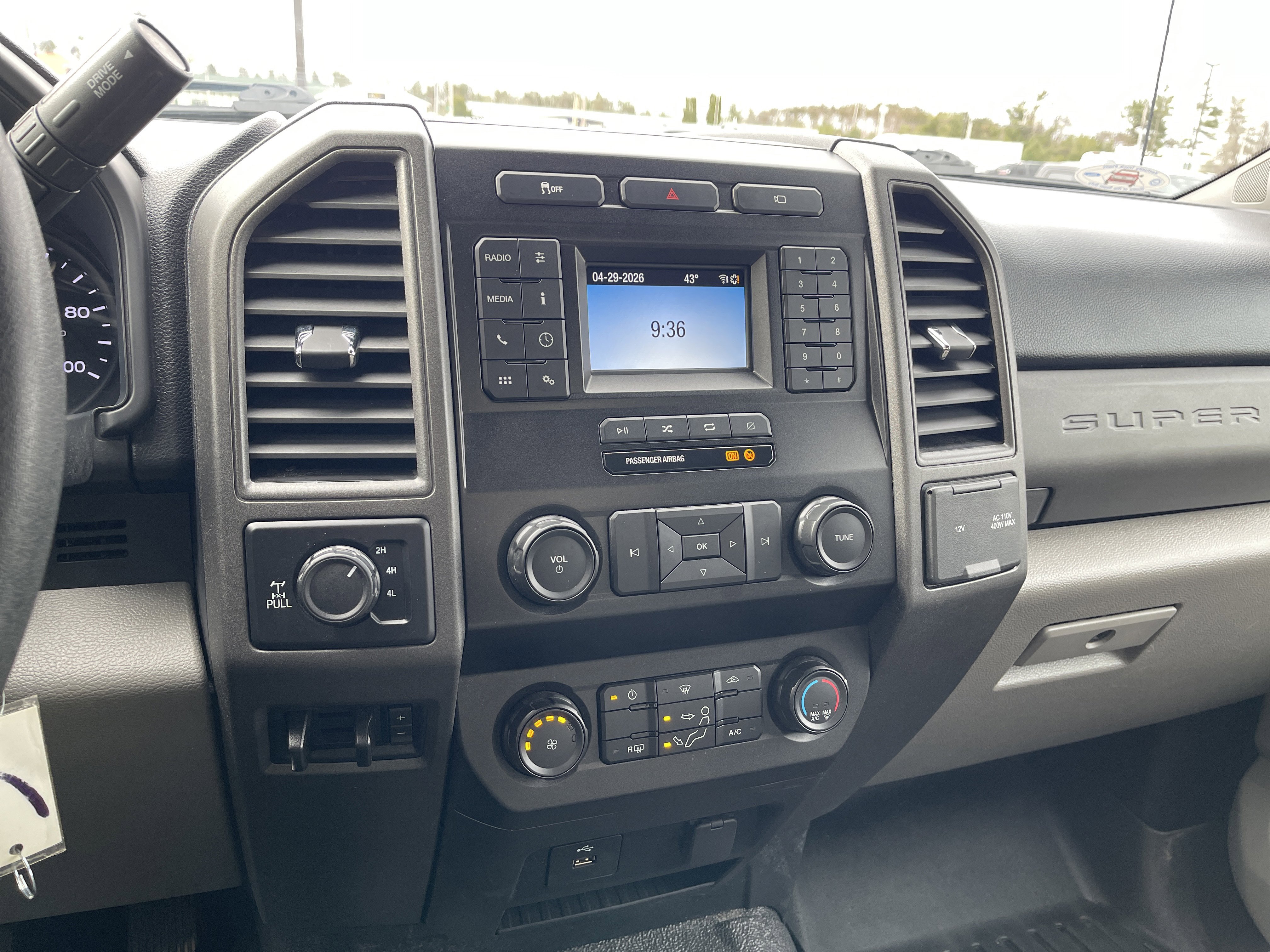 Certified 2020 Ford F350 XL w/ Power Equipment Group AWD/4WD image 16