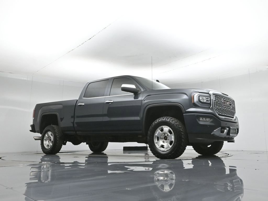 Used 2018 GMC Sierra 1500 Denali AWD/4WD image 4