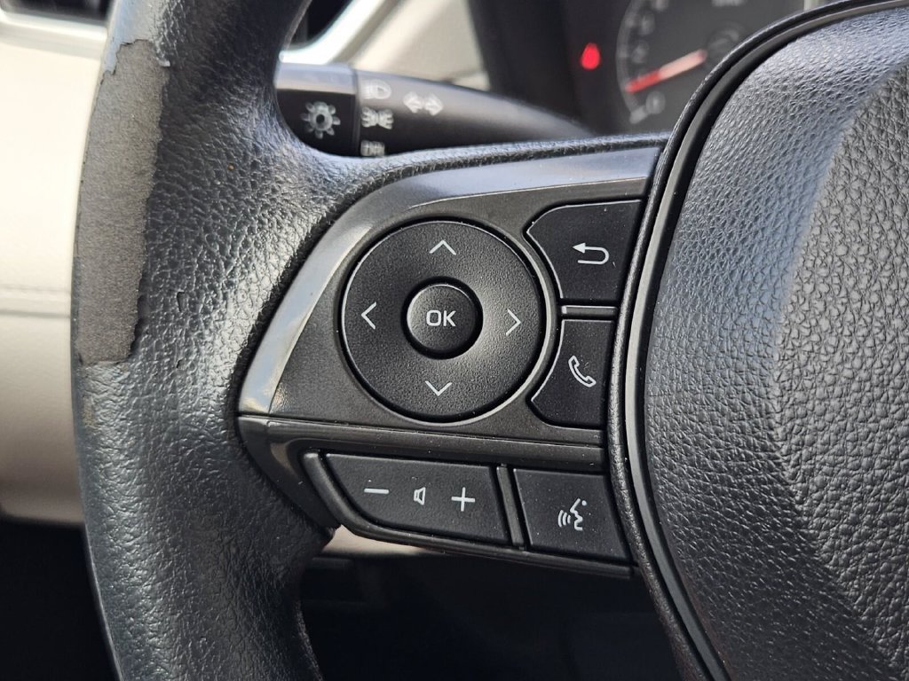 Used 2022 Toyota Corolla Cross L FWD image 29