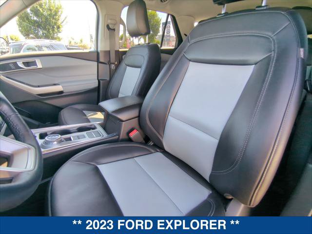 Certified 2023 Ford Explorer XLT w/ Equipment Group 202A RWD image 20
