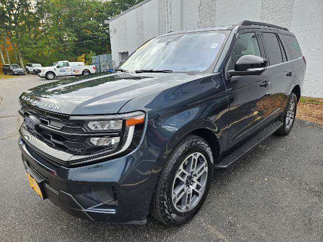 Certified 2025 Ford Expedition Active AWD/4WD image 1