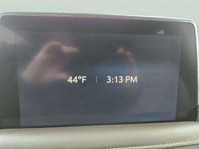 Used 2021 Chevrolet Tahoe LT w/ LT Signature Package image 13