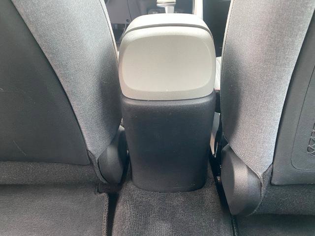 Used 2022 Hyundai Elantra Limited image 30