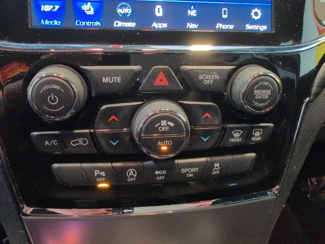 Used 2021 Jeep Grand Cherokee Laredo X AWD/4WD image 25