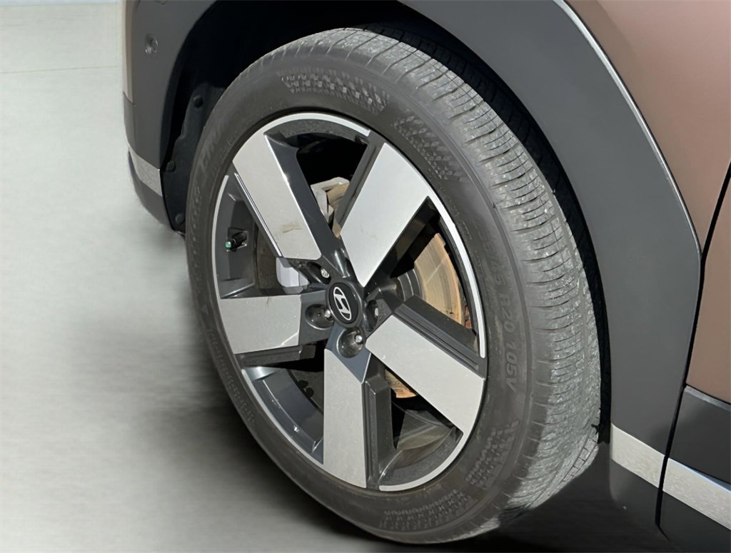 Used 2024 Hyundai Santa Fe Limited image 31