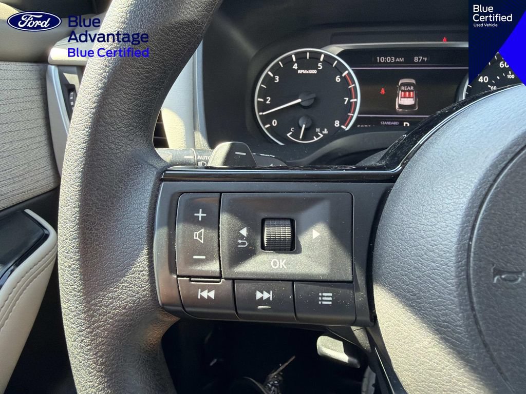Used 2023 Nissan Rogue SV FWD image 20