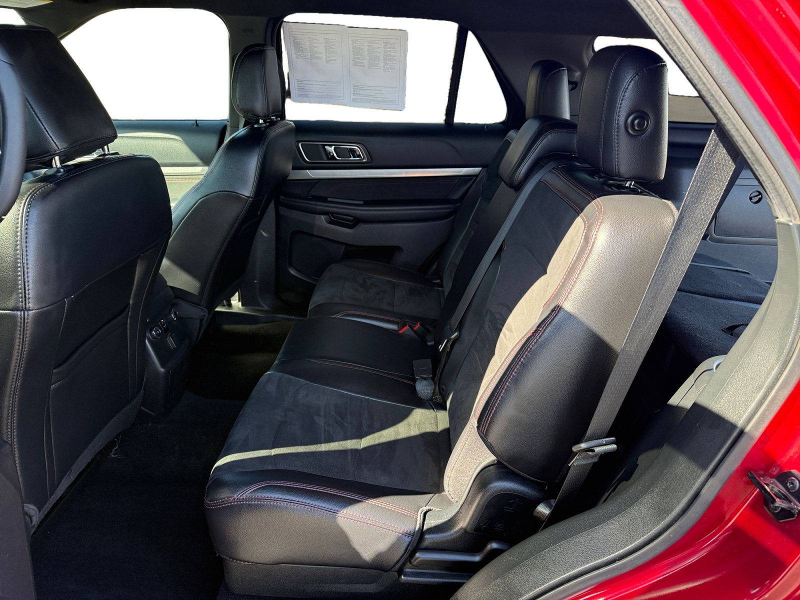 Certified 2019 Ford Explorer XLT w/ Equipment Group 202A AWD/4WD image 16