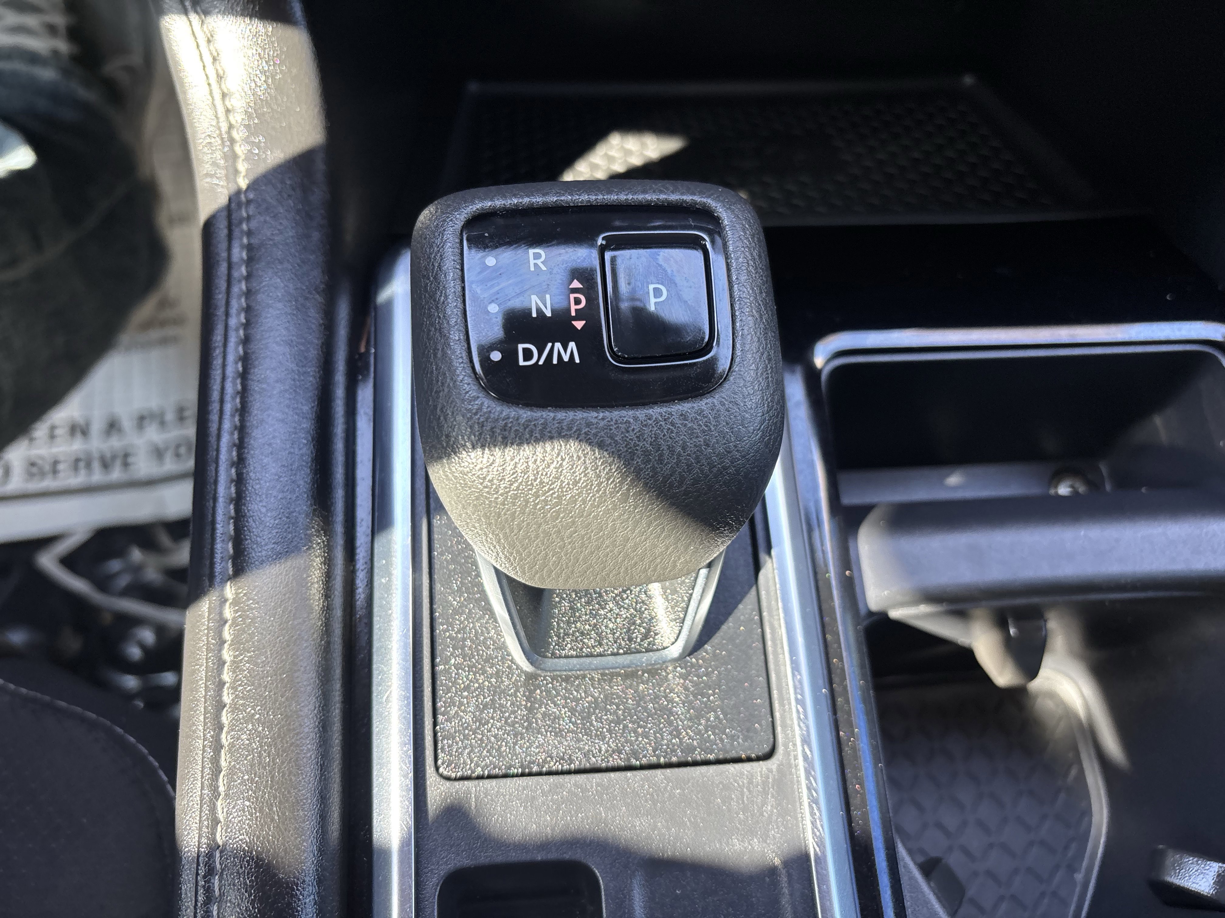 Used 2023 Nissan Pathfinder SL image 35