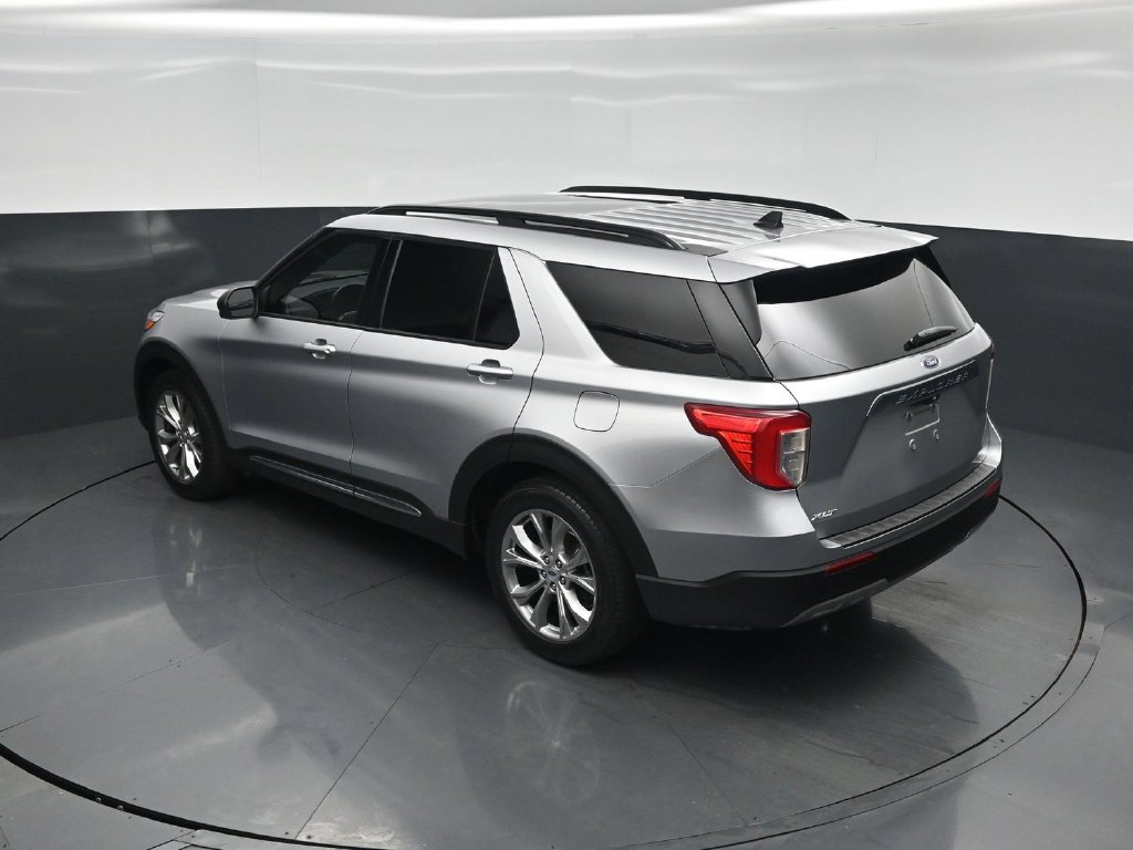 Certified 2021 Ford Explorer XLT w/ Equipment Group 202A RWD image 37