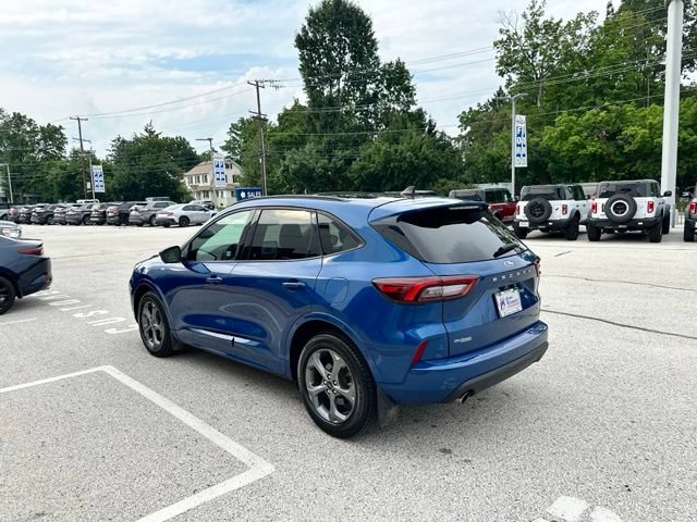 Certified 2023 Ford Escape ST-Line Select w/ Tech Pack #2 AWD/4WD image 13
