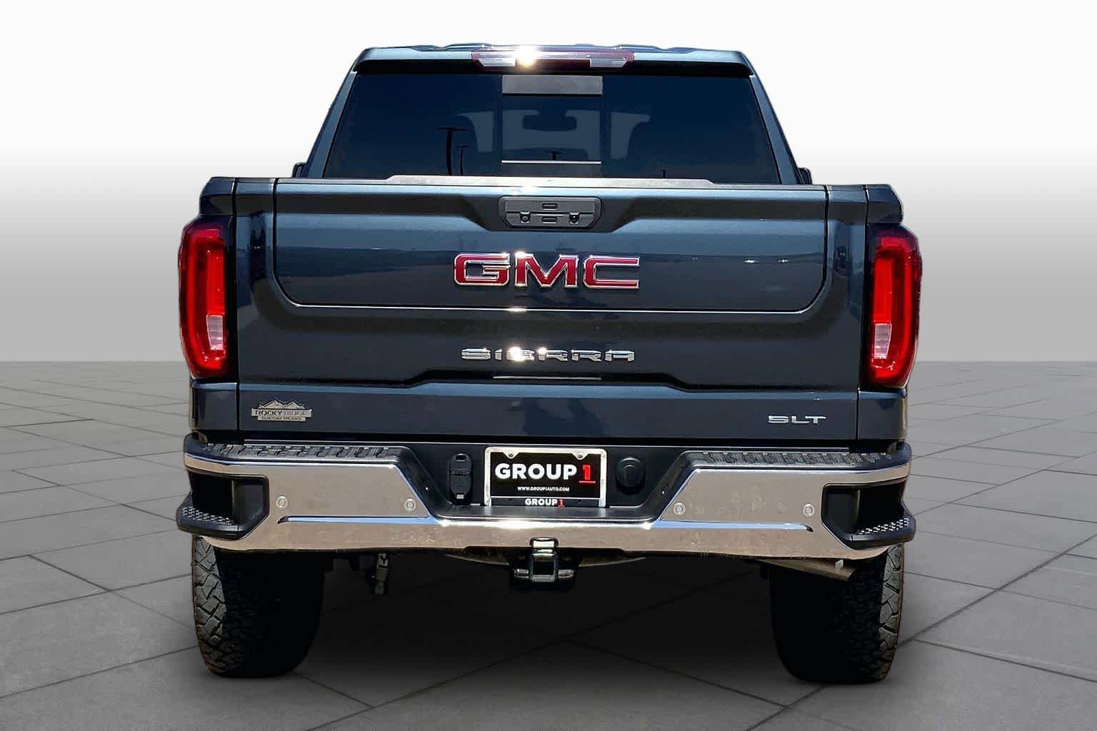 Used 2019 GMC Sierra 1500 SLT w/ SLT Premium Plus Package AWD/4WD image 5
