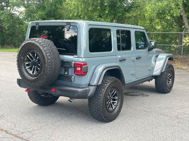 Used 2024 Jeep Wrangler Unlimited Rubicon AWD/4WD image 3
