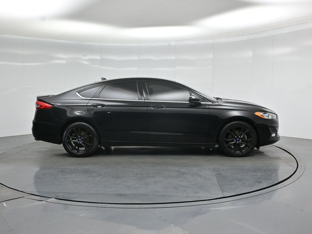 Certified 2020 Ford Fusion SE w/ Equipment Group 151A image 9