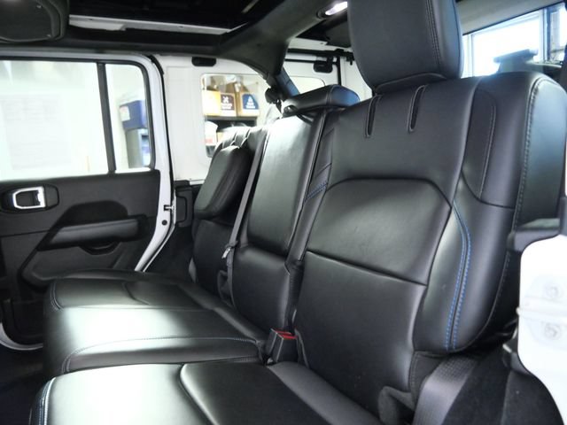 Used 2024 Jeep Wrangler Unlimited Rubicon 4xe AWD/4WD image 15