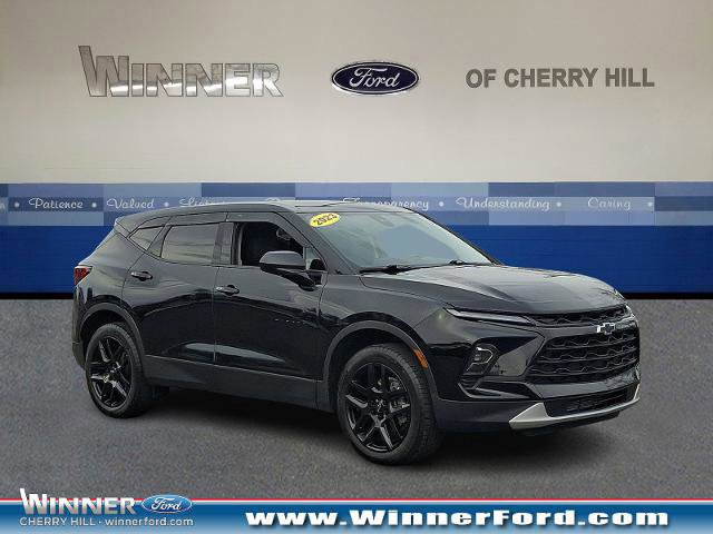 Used 2023 Chevrolet Blazer LT w/ Driver Confidence Package image 6
