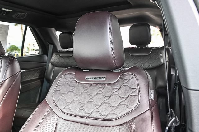 Certified 2025 Ford Explorer Platinum w/ LUX Leather Package AWD/4WD image 31