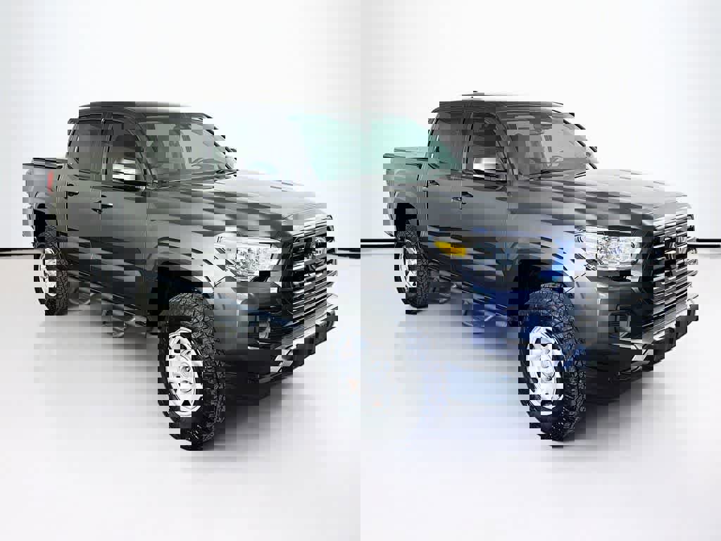 Used 2018 Toyota Tacoma SR w/ SR Convenience Package image 7