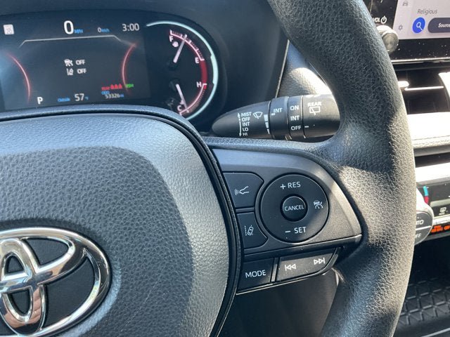 Used 2023 Toyota RAV4 XLE AWD/4WD image 16