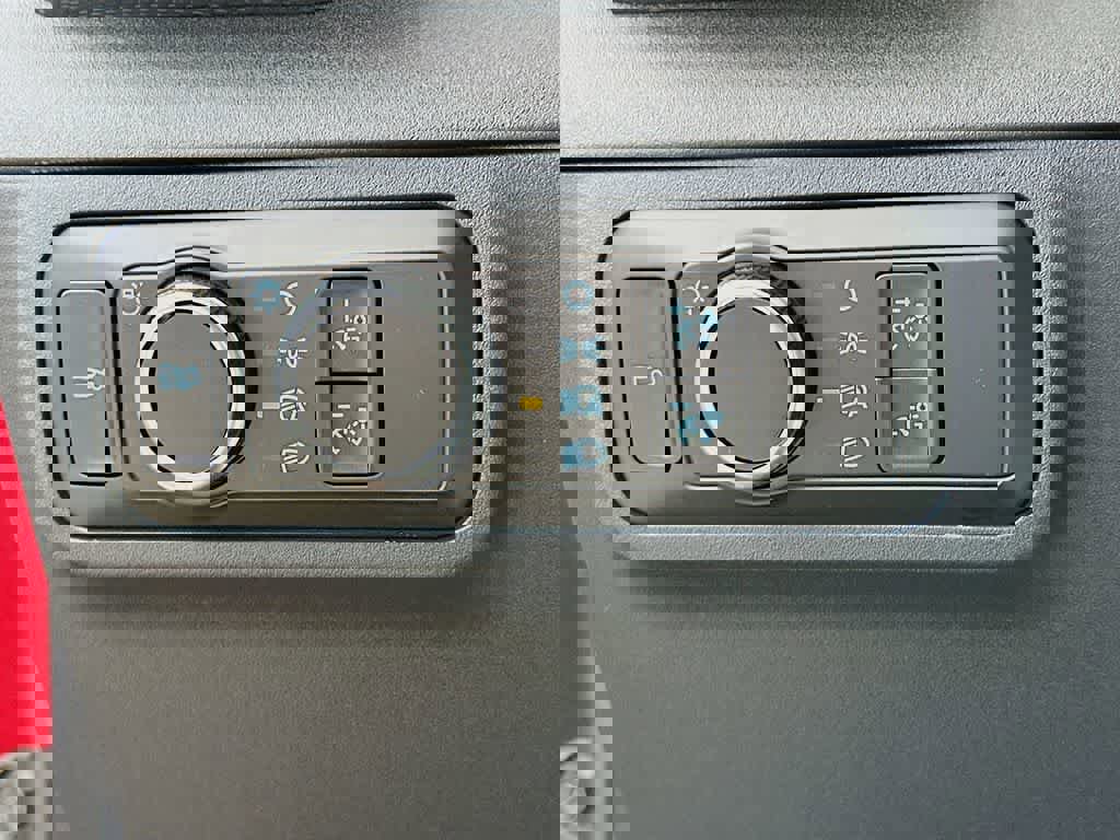 Certified 2024 Ford Mustang Coupe image 24