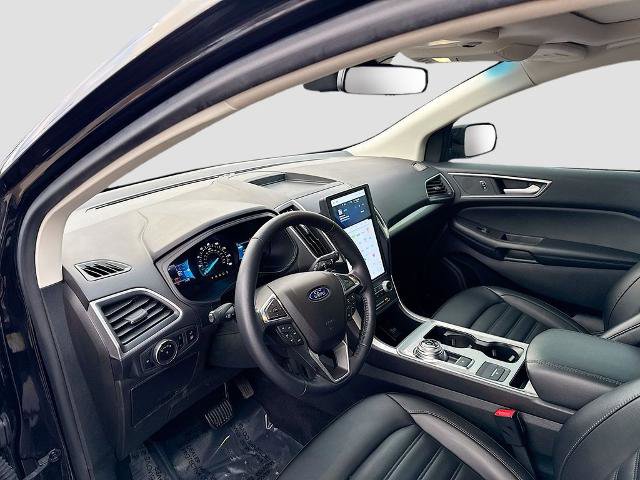 Certified 2023 Ford Edge SEL w/ Convenience Package AWD/4WD image 9