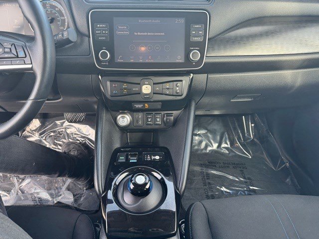 Used 2020 Nissan Leaf SV w/ SV Technology Package image 18