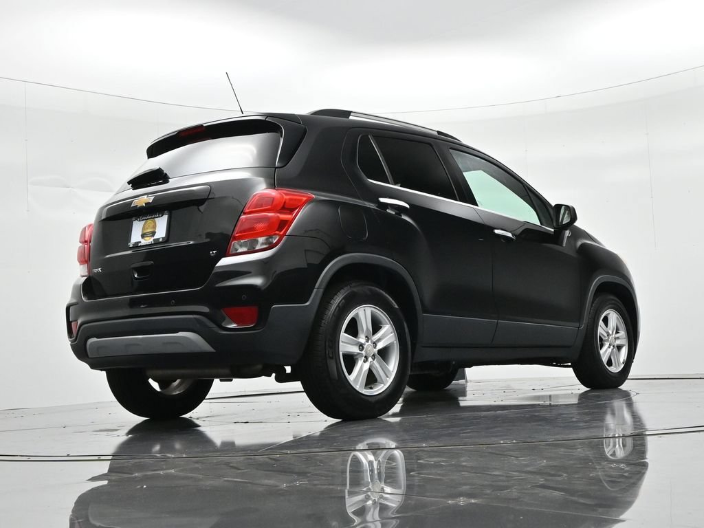 Used 2017 Chevrolet Trax LT w/ Driver Confidence Package FWD image 20