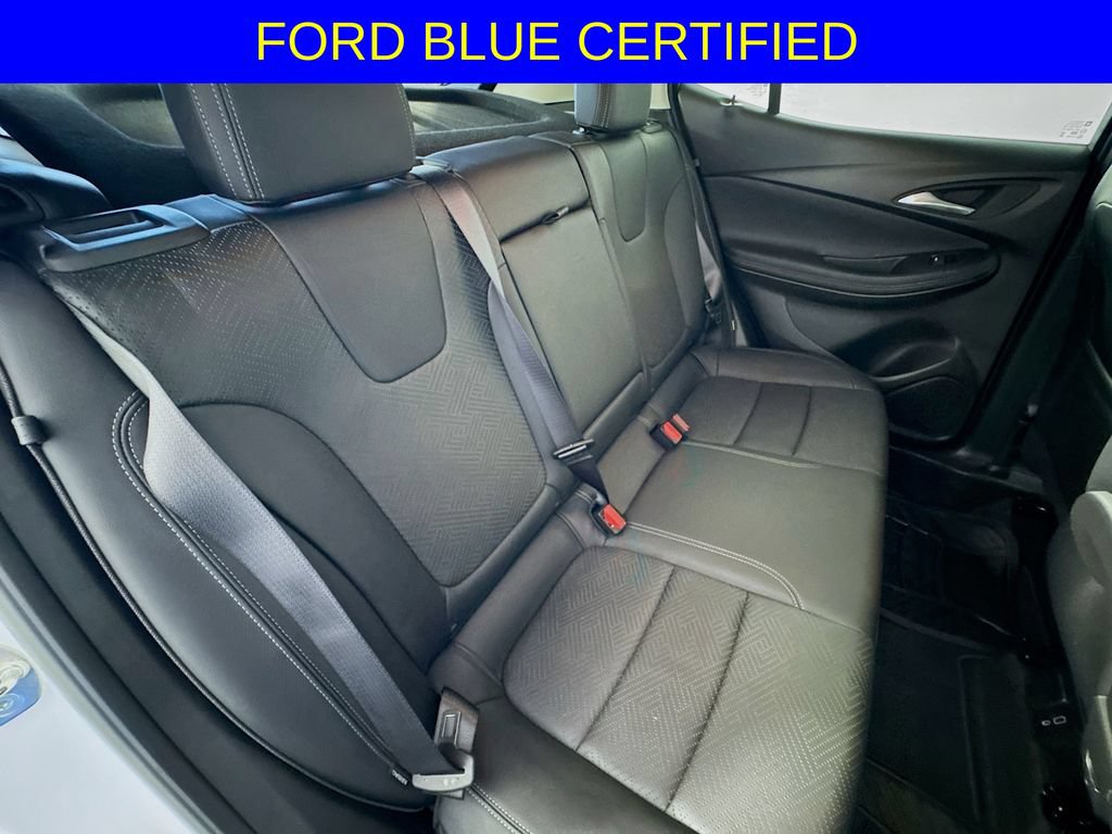 Used 2022 Buick Encore GX Essence FWD image 28