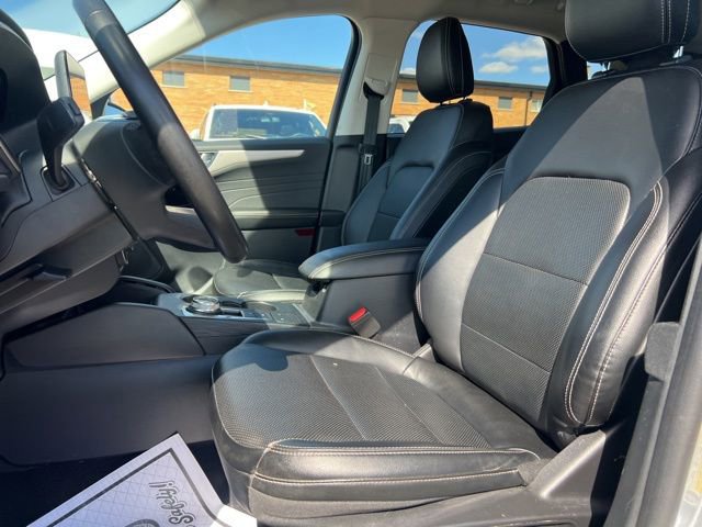 Certified 2022 Ford Escape SEL image 26