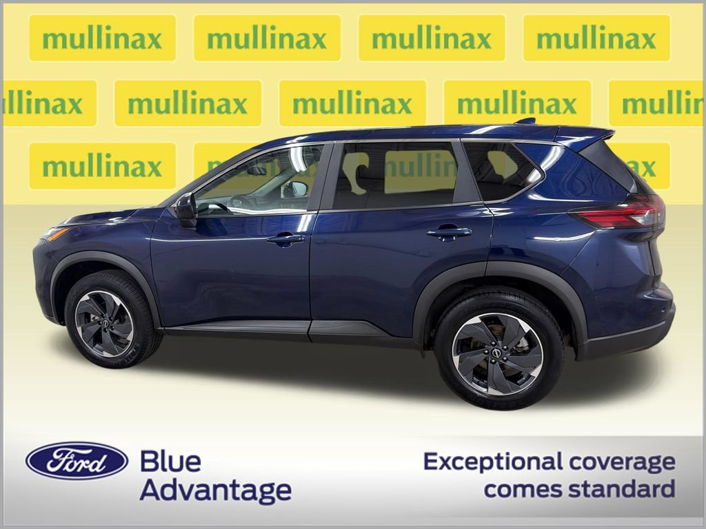 Used 2024 Nissan Rogue SV FWD image 11