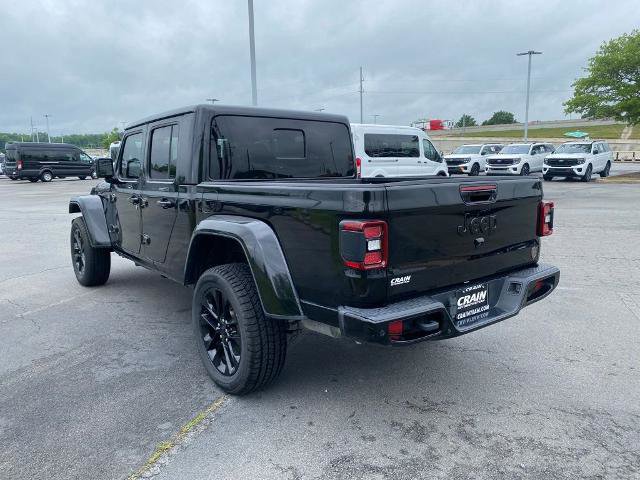 Used 2021 Jeep Gladiator Overland AWD/4WD image 5