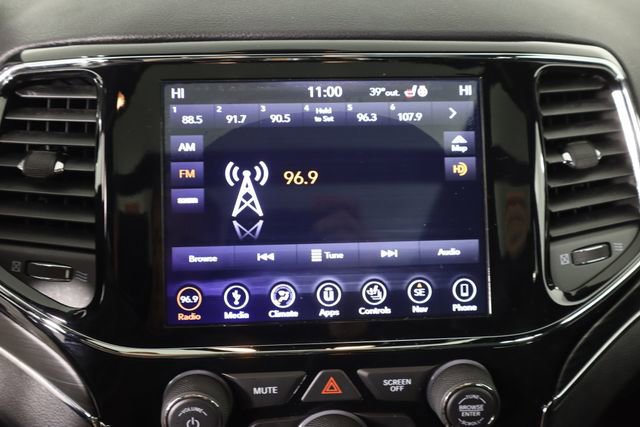 Used 2019 Jeep Grand Cherokee Limited w/ Luxury Group II image 47