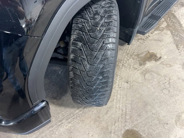 Used 2022 GMC Sierra 1500 Elevation w/ LPO, Elevation Black Package AWD/4WD image 20