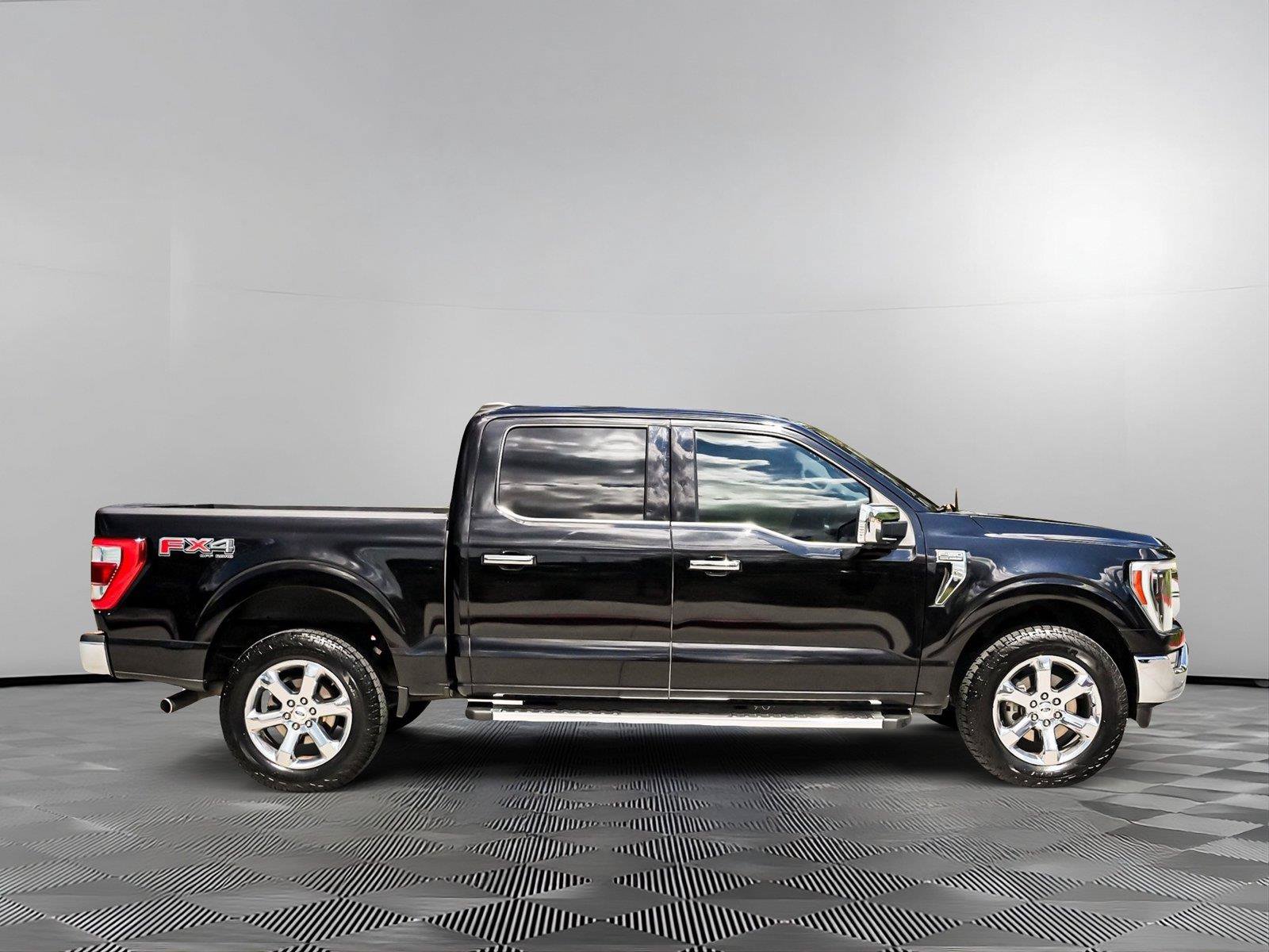 Certified 2022 Ford F150 Lariat w/ Equipment Group 502A High AWD/4WD image 3