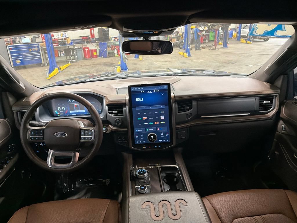 Certified 2024 Ford Expedition Max King Ranch AWD/4WD image 15